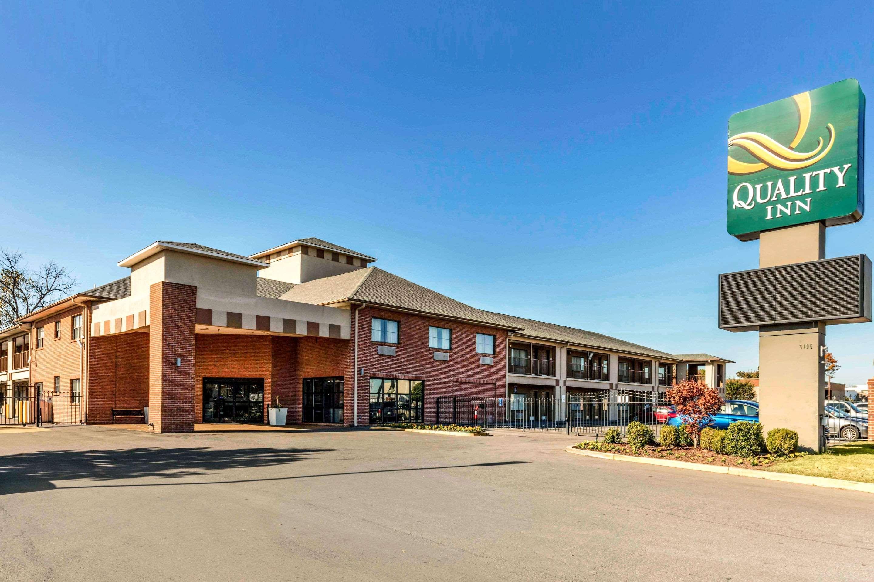 Quality Inn Airport I-240 Memphis Exterior photo